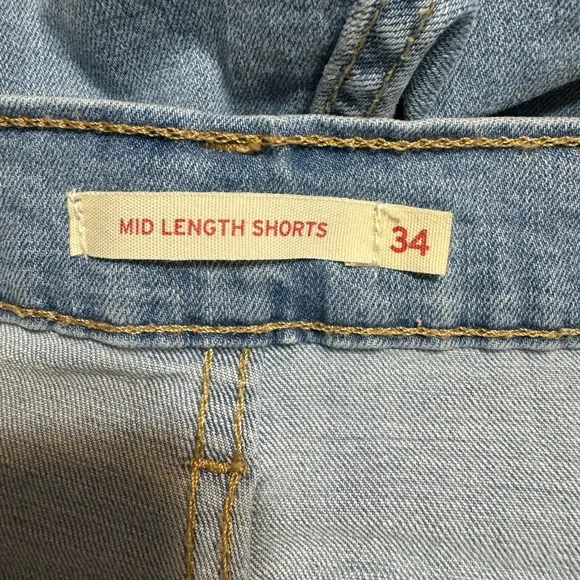 LEVI'S   MID LENGTH  DENIM JEAN SHORTS   WOMEN'S SIZE:  34      #U - Picture 5 of 5